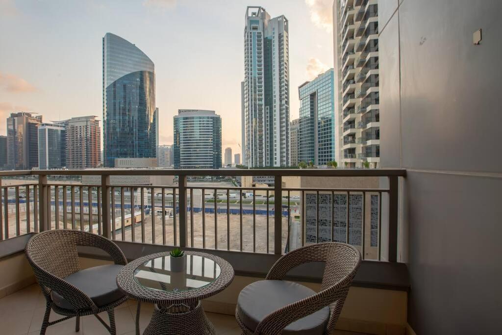 Lux 1Br 2 Min To Burj Khalifa Leilighet Dubai Eksteriør bilde