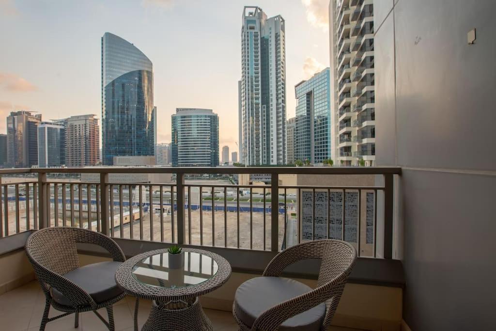 Lux 1Br 2 Min To Burj Khalifa Leilighet Dubai Eksteriør bilde